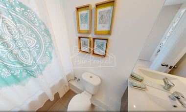 Casa en arriendo c/ estacionamiento en El Trébol