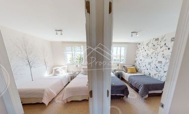 Casa en arriendo c/ estacionamiento en El Trébol