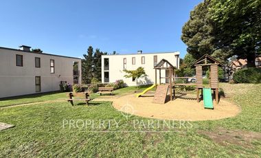 Townhouse en Andalué a pasos del Colegio de la Santísima Trinidad