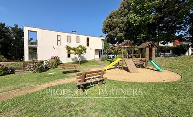 Townhouse en Andalué a pasos del Colegio de la Santísima Trinidad