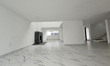 Casa en Venta en Bosque de Echegaray, Naucalpan, Estado de México