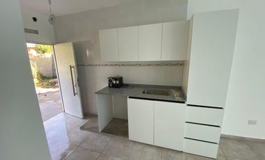 Departamento en Ezeiza, San Juan 651