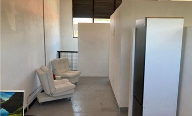 SE VENDE LOCAL COMERCIAL EN LA CEJA MALL CANTARRANA SE ENTREGA RENTAND