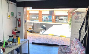 SE VENDE LOCAL COMERCIAL EN LA CEJA MALL CANTARRANA SE ENTREGA RENTAND