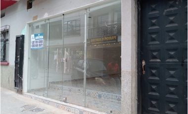 Local en renta en la calle 12