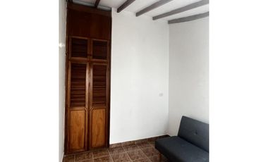 CASA EN UNIDAD CERRADA VIVIENDAS DEL SUR, SECTOR TRANQUILO