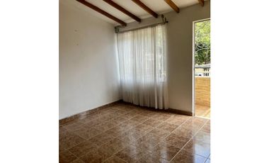 CASA EN UNIDAD CERRADA VIVIENDAS DEL SUR, SECTOR TRANQUILO