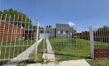 Vendo Casa con pileta en San Justo, Entre Ríos.