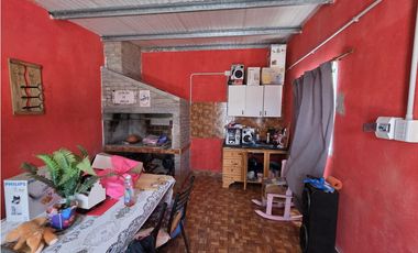 Vendo Casa con pileta en San Justo, Entre Ríos.