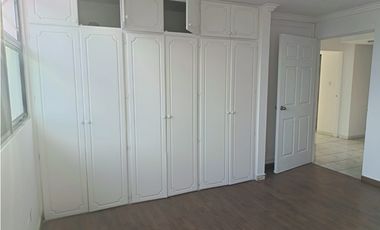 BELLA VISTA / TORRE COSMOS / 169M / 3 HABITACION / 2 PARKING / PISCINA