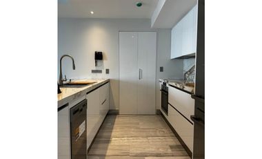 Venta de Apartamento en Avenia Balboa, PH Nuovo