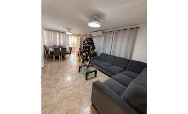 Venta de Casa en Villas de las Acacias