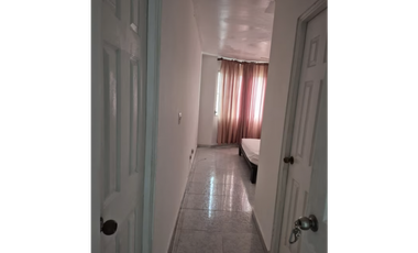 SAN ANTONIO / 340M / 3 HABITACIONES / 2 PARKING / PORTON ELECTRICO