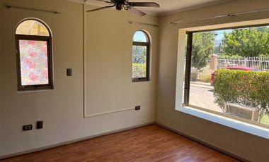 Casa en Arriendo en Calle Larga