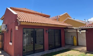 Casa en Arriendo en Calle Larga