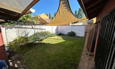 Casa en Arriendo en Calle Larga