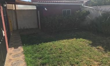 Casa en Arriendo en Calle Larga