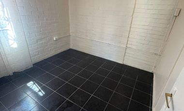CASA EN PASAJE 2 DORMITORIOS 1 BAÑO