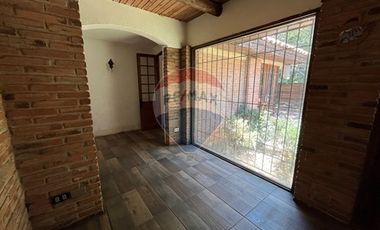 Casa Colonial + Quincho + Piscina