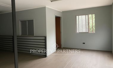 Local Comercial con Máxima Visibilidad y Gran Frente en Avenida Las Condes