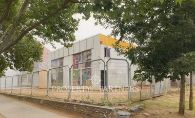 Local Comercial con Máxima Visibilidad y Gran Frente en Avenida Las Condes