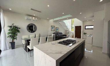 Casa en condominio en venta en Residencial Río, Benito Juárez, Quintana Roo