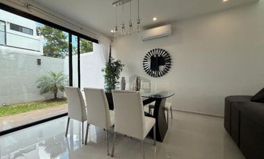 Casa en condominio en venta en Residencial Río, Benito Juárez, Quintana Roo