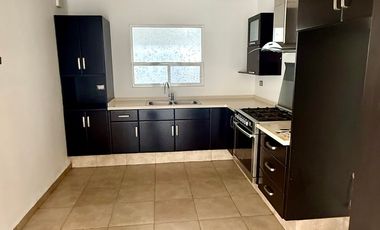 Casa en renta en Lomas del Vergel