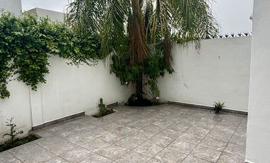 Casa en renta en Lomas del Vergel