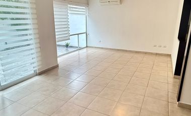 Casa en renta en Lomas del Vergel