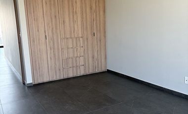 AVIVIA BOSQUE REAL RENTA DEPARTAMENTO CON TERRAZA 208 M2 PISO #25