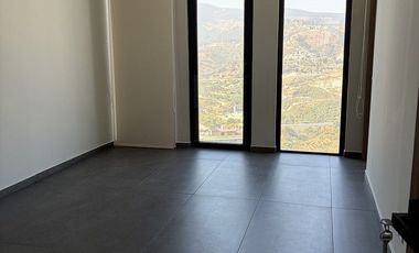 AVIVIA BOSQUE REAL RENTA DEPARTAMENTO CON TERRAZA 208 M2 PISO #25