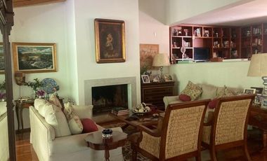 Casa en calle tranquila