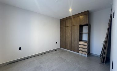 CASA DE 3 NIVELES EN VENTA EN PUNTO LOMAS