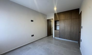 CASA DE 3 NIVELES EN VENTA EN PUNTO LOMAS