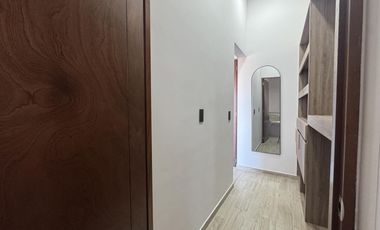 CASA CON RECAMARA EN PB EN VENTA EN LOMAS DEL DORADO