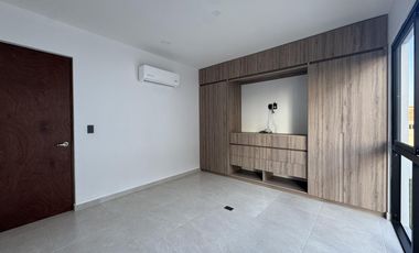 CASA CON RECAMARA EN PB EN VENTA EN LOMAS DEL DORADO