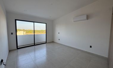 CASA CON RECAMARA EN PB EN VENTA EN LOMAS DEL DORADO