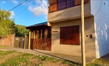 Casa con Departamento en venta en Mar del Tuyu