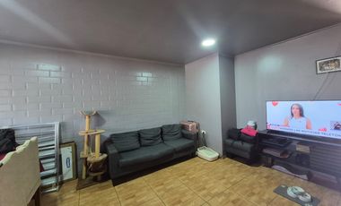 VENDE CASA LA CISTERNA 2D Y 1B, AMPLIO TERRENO, LA CISTERNA