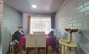 VENDE CASA LA CISTERNA 2D Y 1B, AMPLIO TERRENO, LA CISTERNA