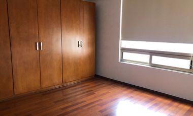 Renta departamento Lomas del Río