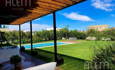 Casa en VENTA en Terralagos, Canning