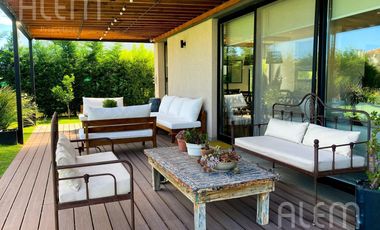 Casa en VENTA en Terralagos, Canning