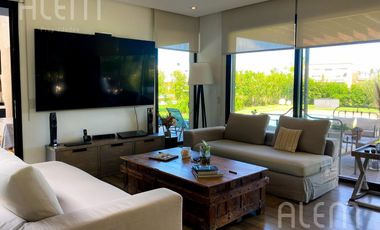 Casa en VENTA en Terralagos, Canning