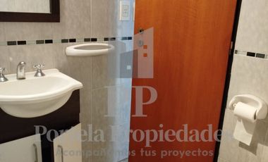 DEPTO. 2 AMBIENTES CON COCHERA CUBIERTA MORON