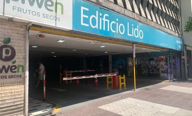 Estacionamiento en Venta en Amplio estacionamiento en Huerfanos