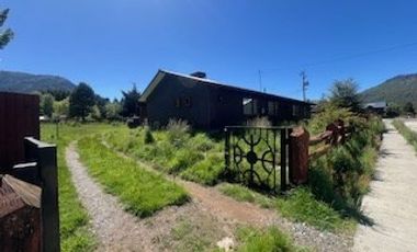 Casa en Venta en Extraordinaria casa esquina en Malalcahuello muy cerca de Centro de Ski Corralco