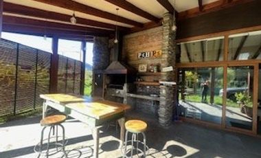 Casa en Venta en Extraordinaria casa esquina en Malalcahuello muy cerca de Centro de Ski Corralco