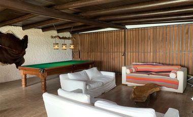 Casa en Venta en Sitio con 2 casas ambas con acceso al lago, 2 embarcaderos